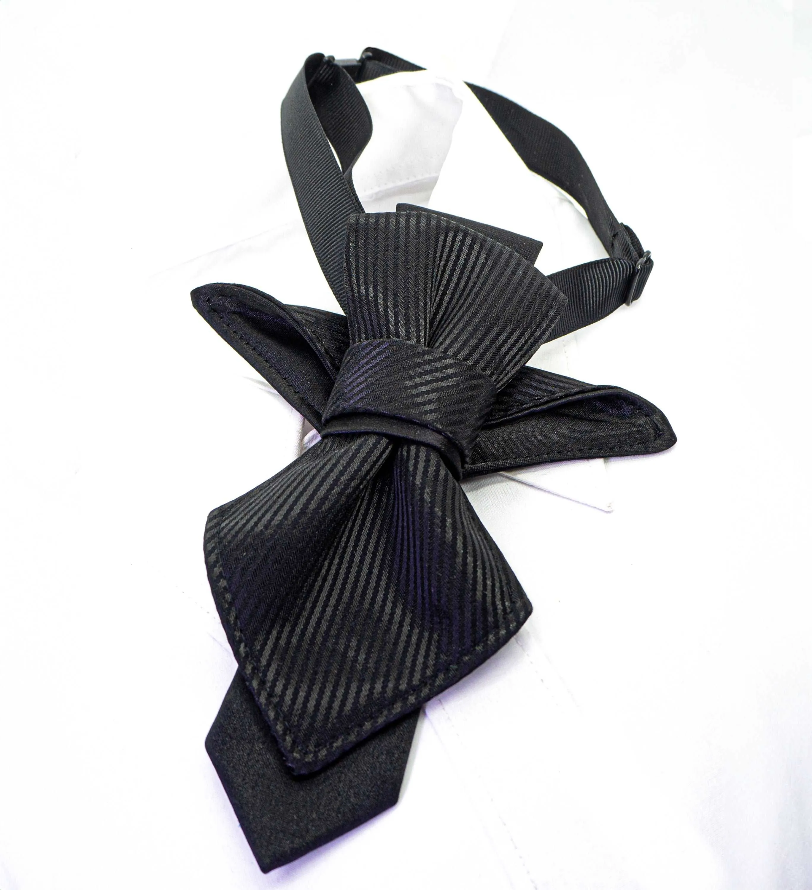 BLACK TIE "VERTEX"