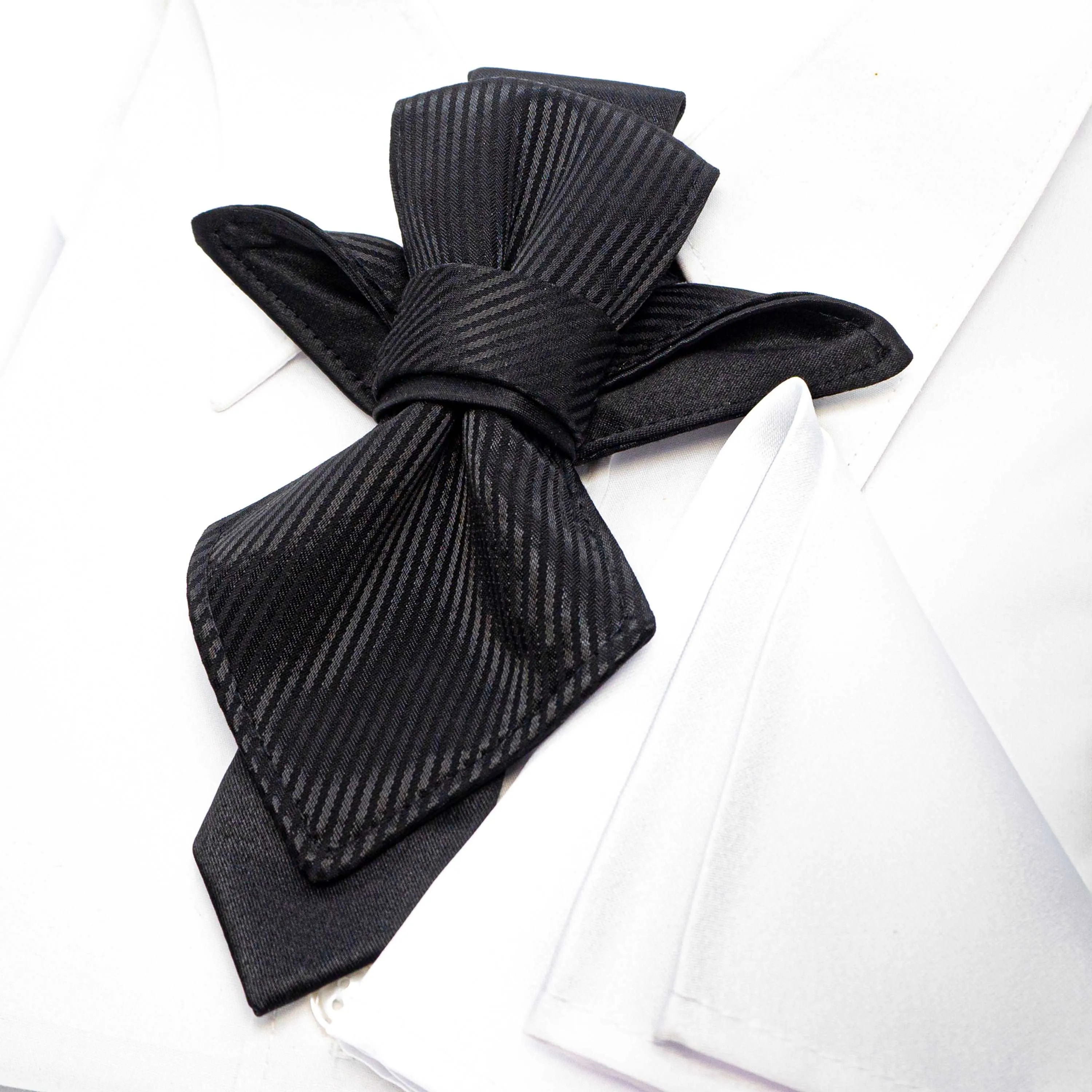 BLACK TIE "VERTEX"