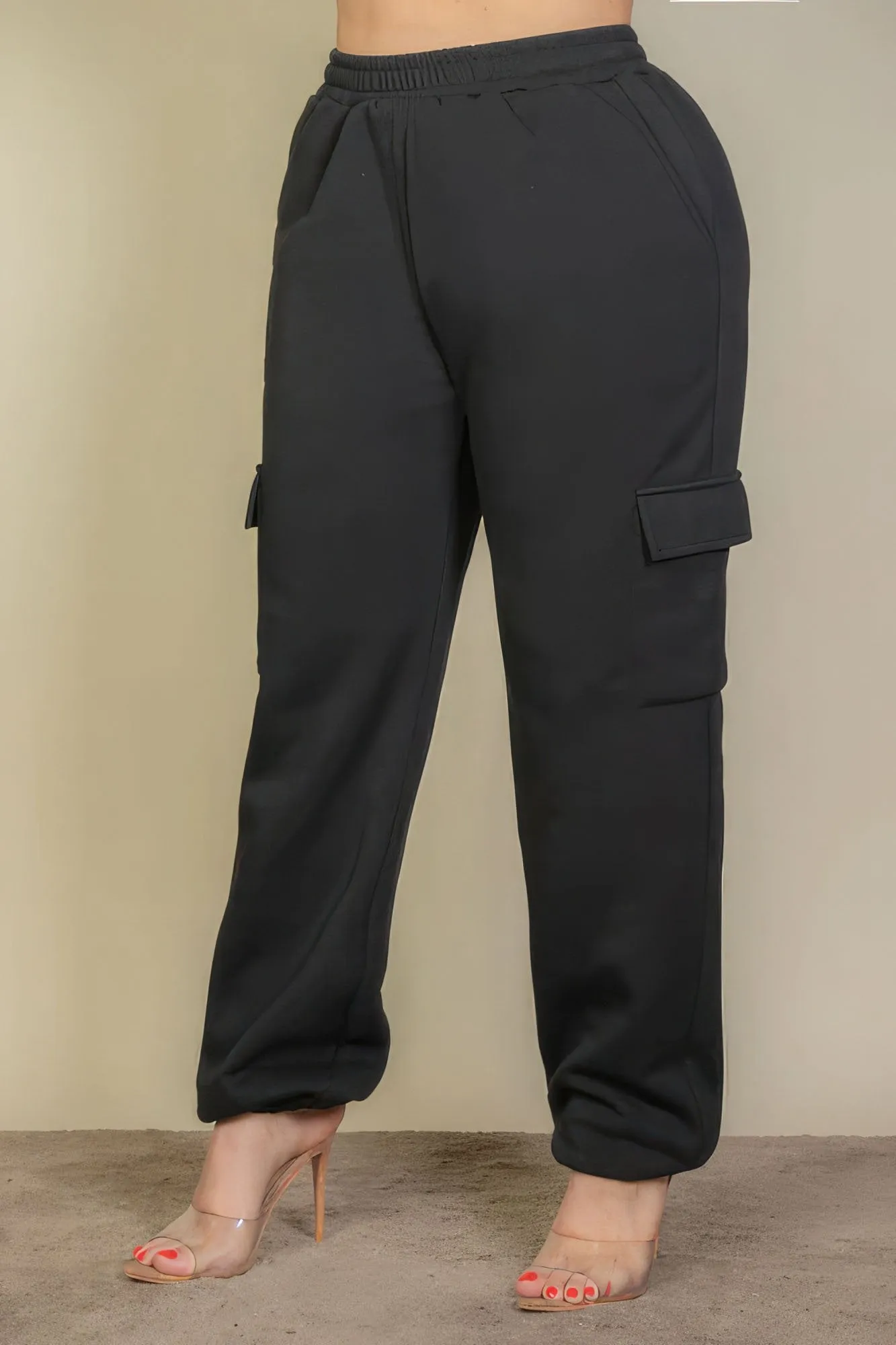 Plus size side pocket drawstring waist sweatpants